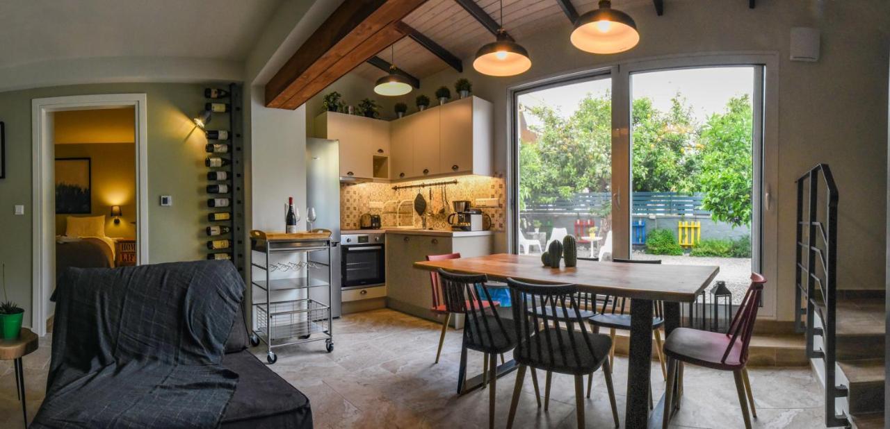 City Cottage - Kalamata Villas エクステリア 写真